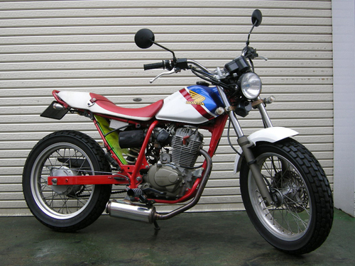 ホンダ FTR223