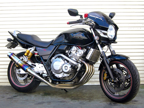 ホンダ CB400SF-VTEC　Revo