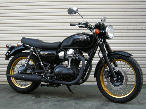 カワサキ W800