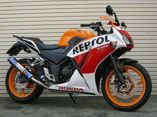 ホンダ CBR250R