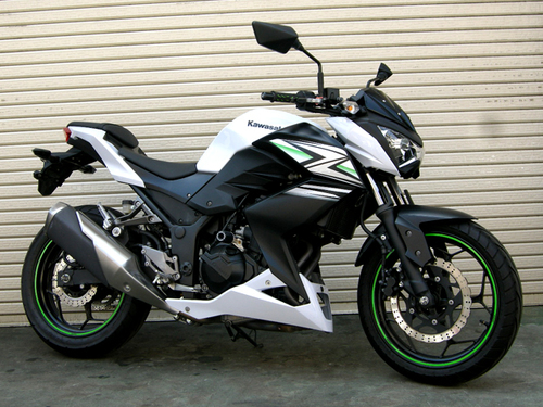 カワサキ Z250