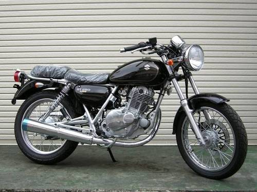 スズキ ST250E