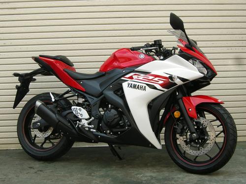ヤマハ YZF-R25