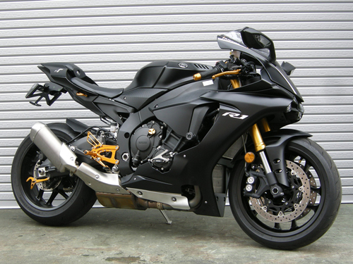 ヤマハ YZF-R1