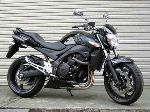 スズキ GSR400