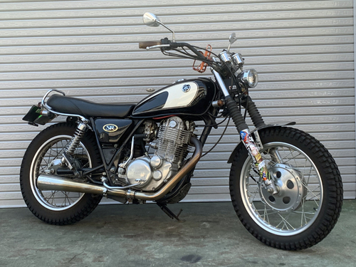 ヤマハ SR400