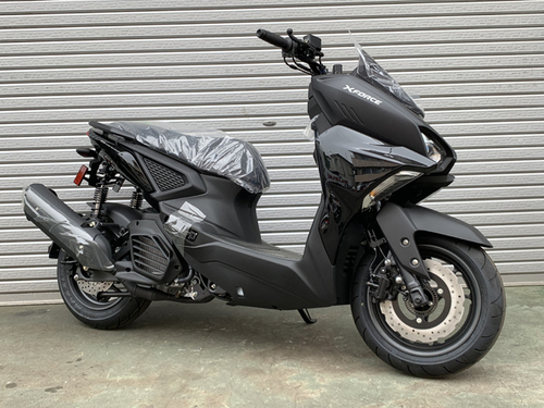 ヤマハ X　FORCE (36.6万円)
